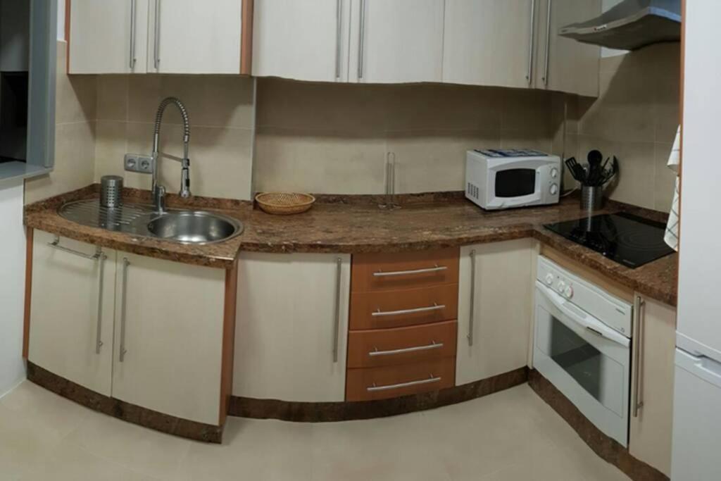 Acogedor Apartamento Familiar Marbella Exteriör bild